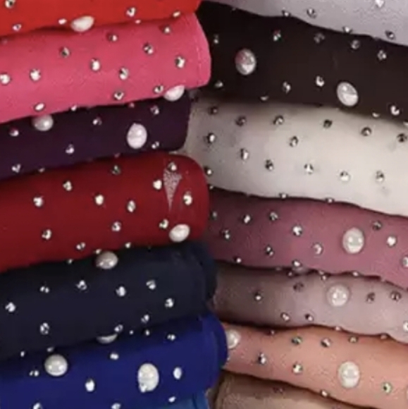 Scarf - Picture 2 of 4